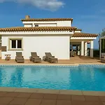 Villa En El Centro Con Vistas Al Mar *