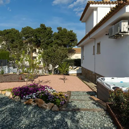 Villa En El Centro Con Vistas Al Mar
