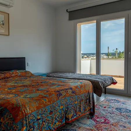 Villa En El Centro Con Vistas Al Mar *