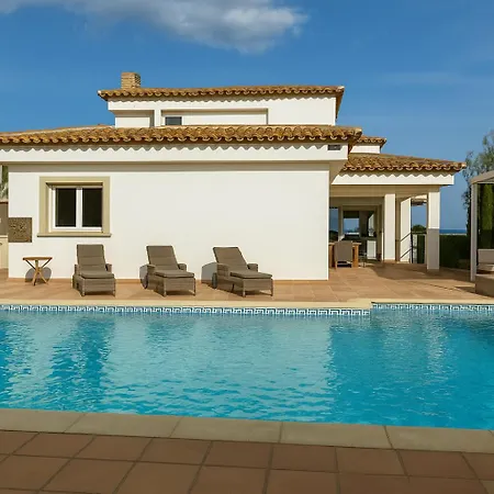 Villa En El Centro Con Vistas Al Mar *